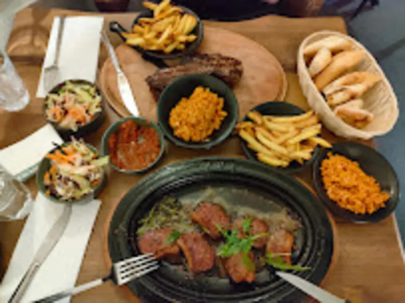 Restaurant steakhouse, Reims, By Chapeau