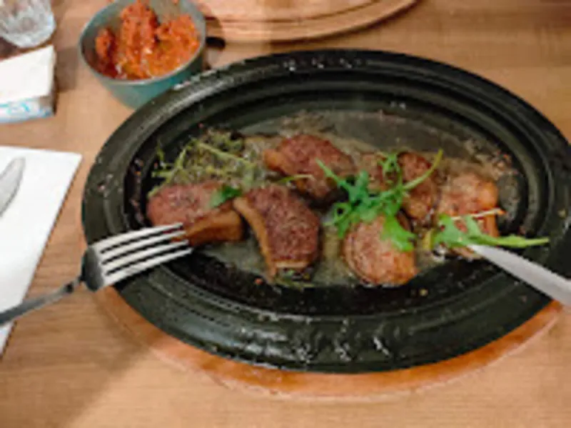 Restaurant steakhouse, Reims, By Chapeau